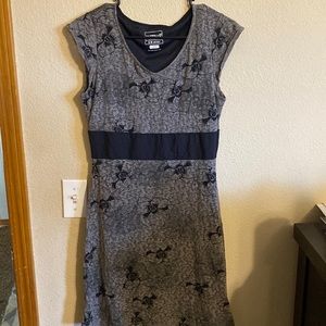 Merrell opti-wick floral dress size small